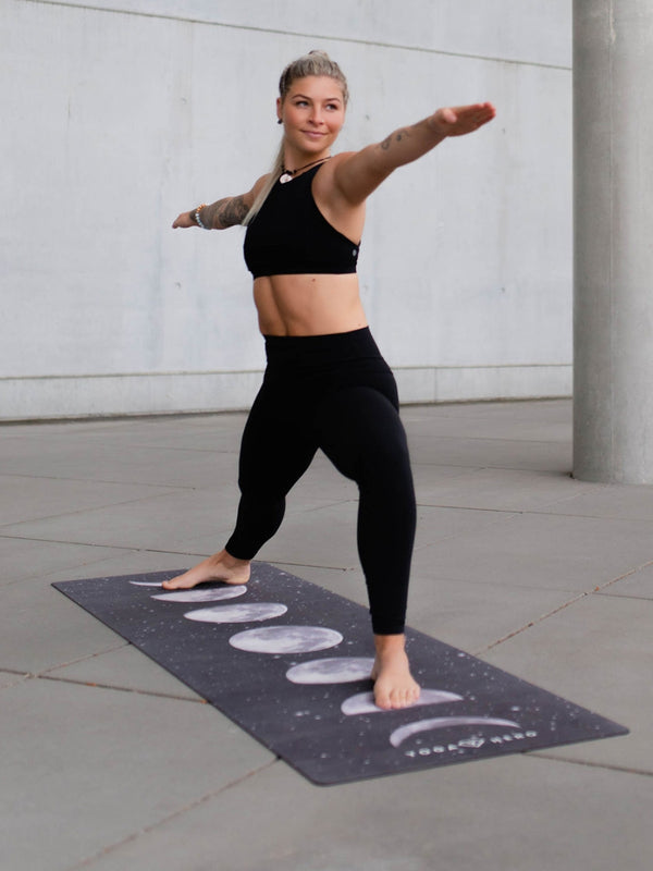 Yoga mat Moon 4mm