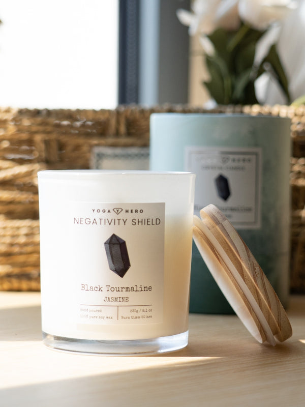 <tc>Bougie avec TOURMALINE NOIRE</tc>