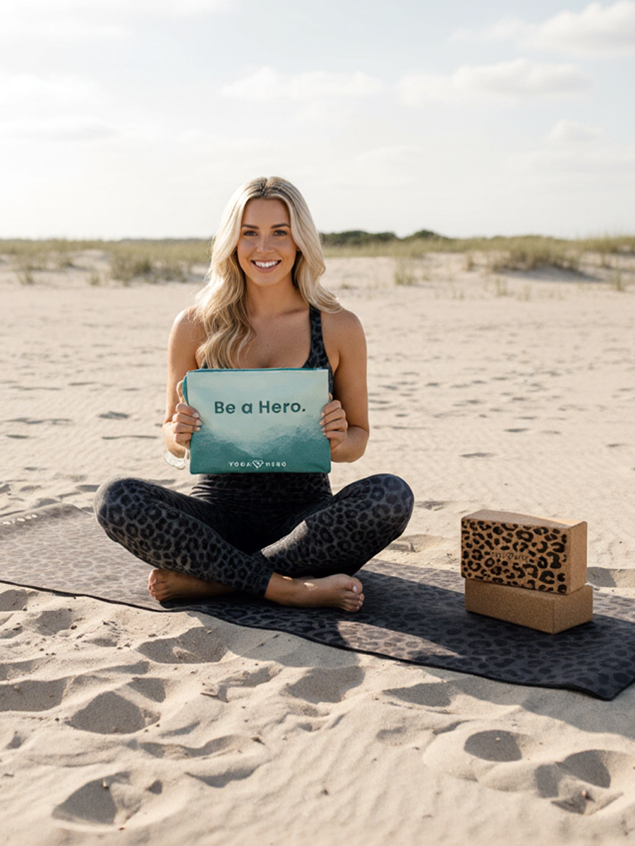 Protective bag for travel yoga mat