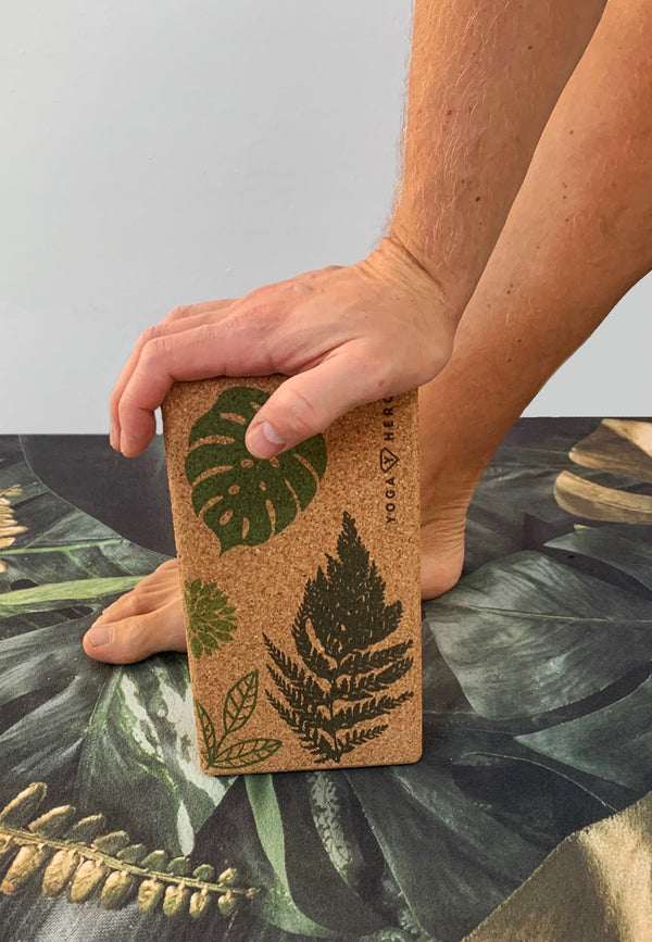 2 Jungle yoga blocks with massage ball